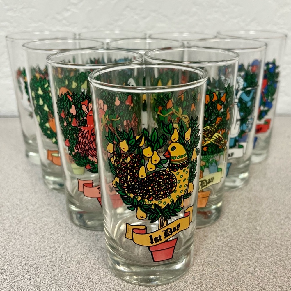 Vintage Holiday Indiana Glass Tumblers 12 Days of Christmas